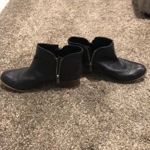 Lucky brand bootie